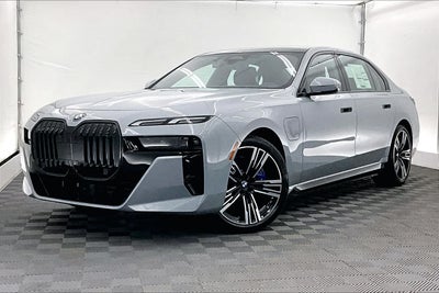2026 BMW 750e 750e xDrive