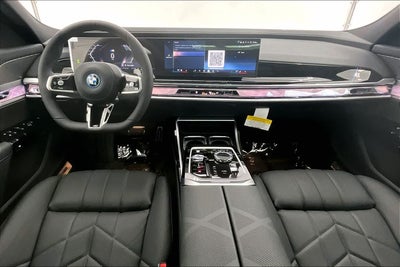 2026 BMW 750e 750e xDrive
