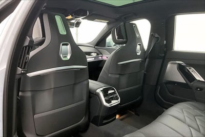 2026 BMW 750e 750e xDrive