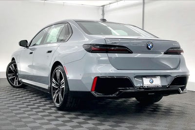 2026 BMW 750e 750e xDrive