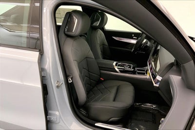 2026 BMW 7 Series 750e xDrive