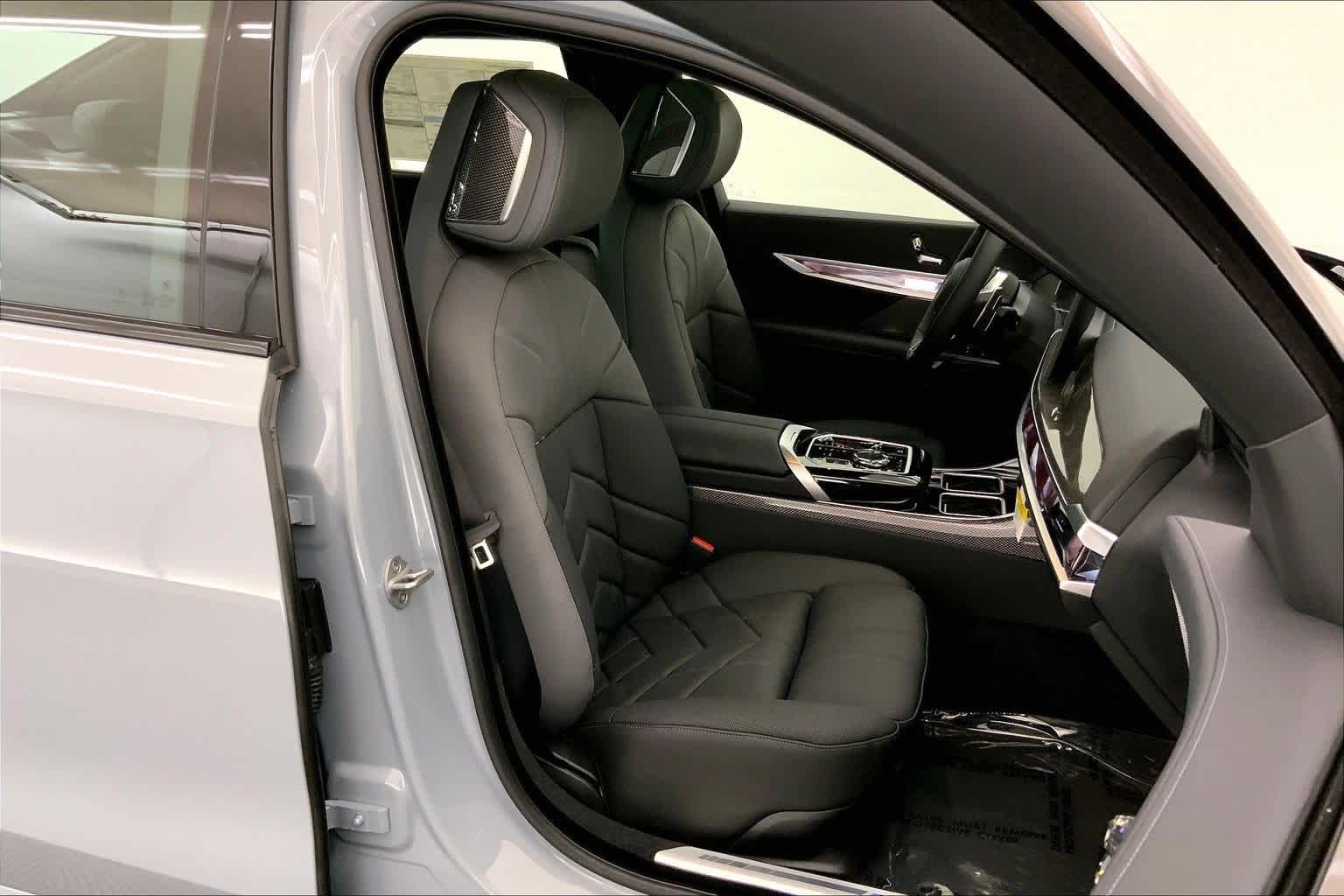 2026 BMW 7 Series 750e xDrive