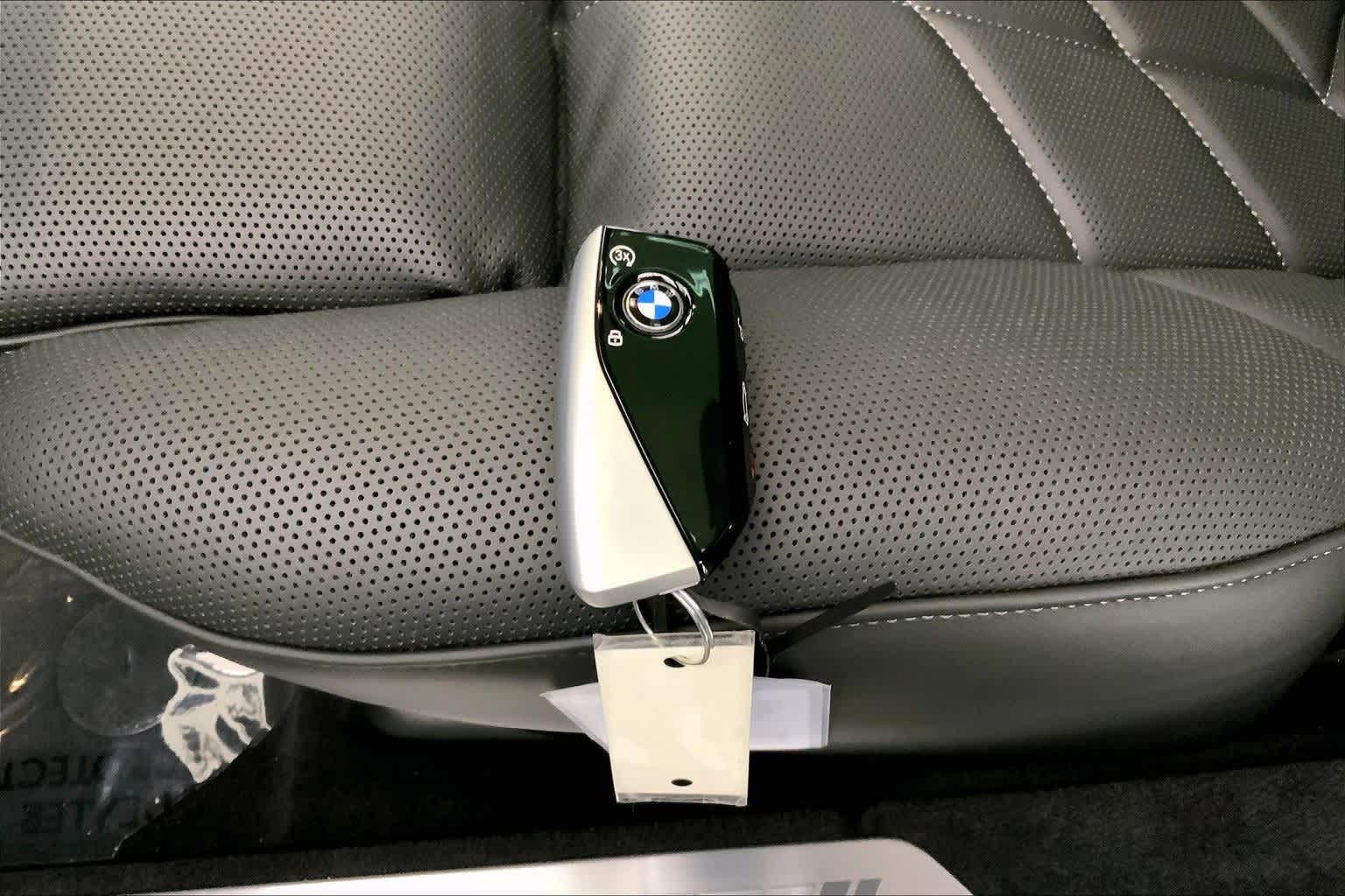 2026 BMW 7 Series 750e xDrive