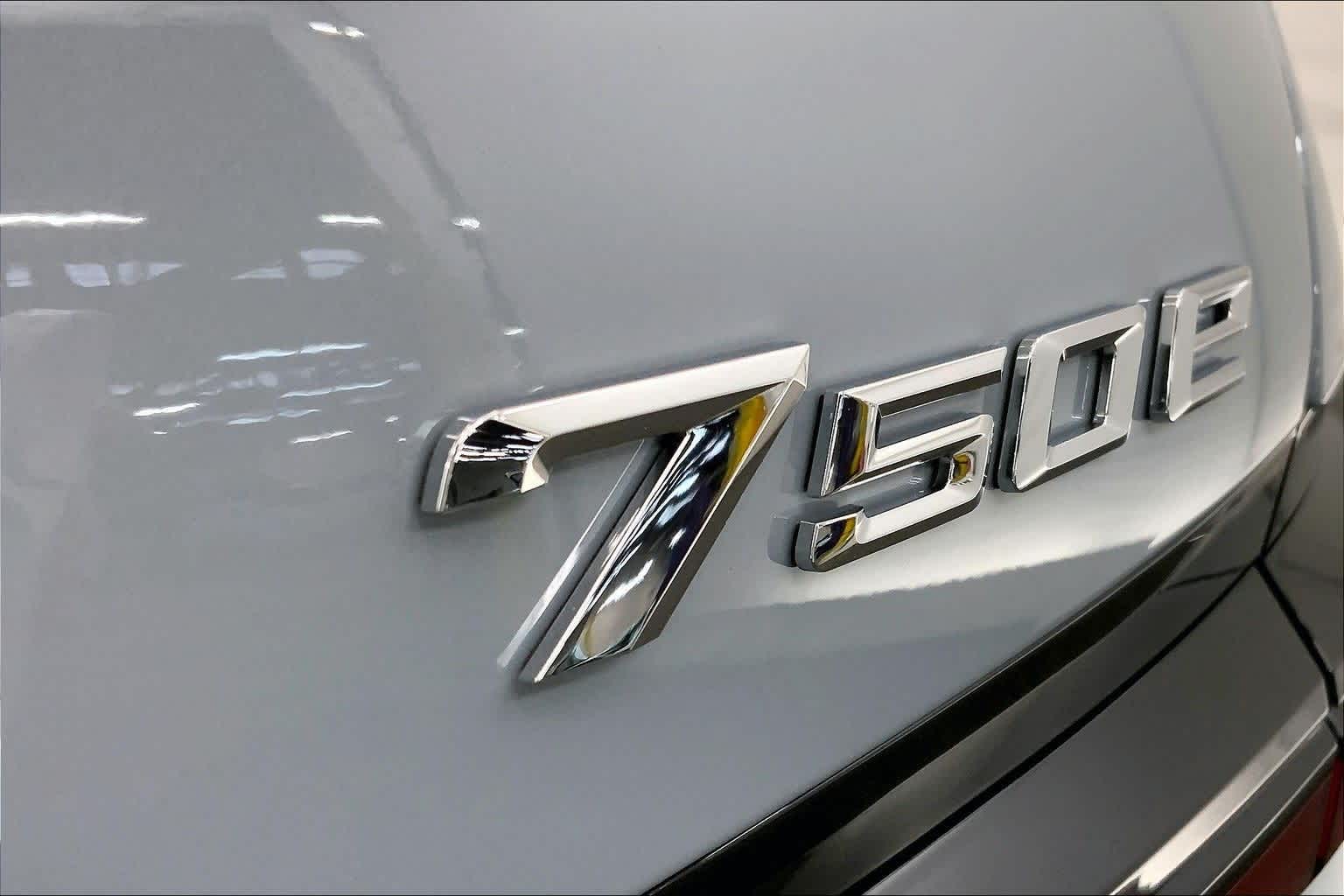 2026 BMW 7 Series 750e xDrive