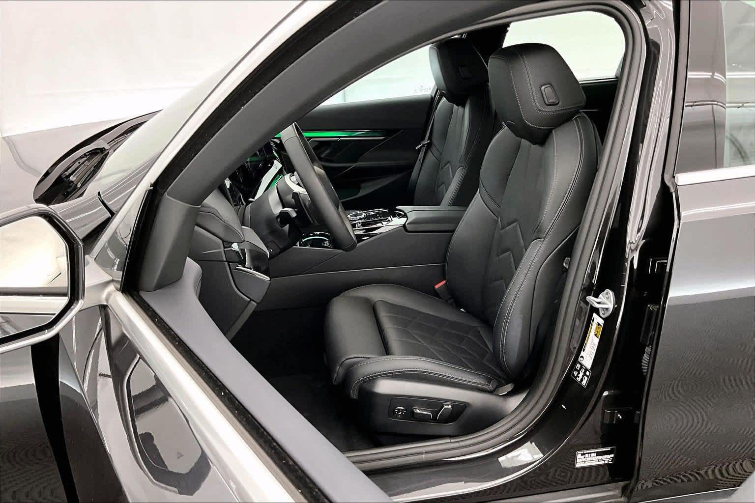 2026 BMW 540i 540i xDrive