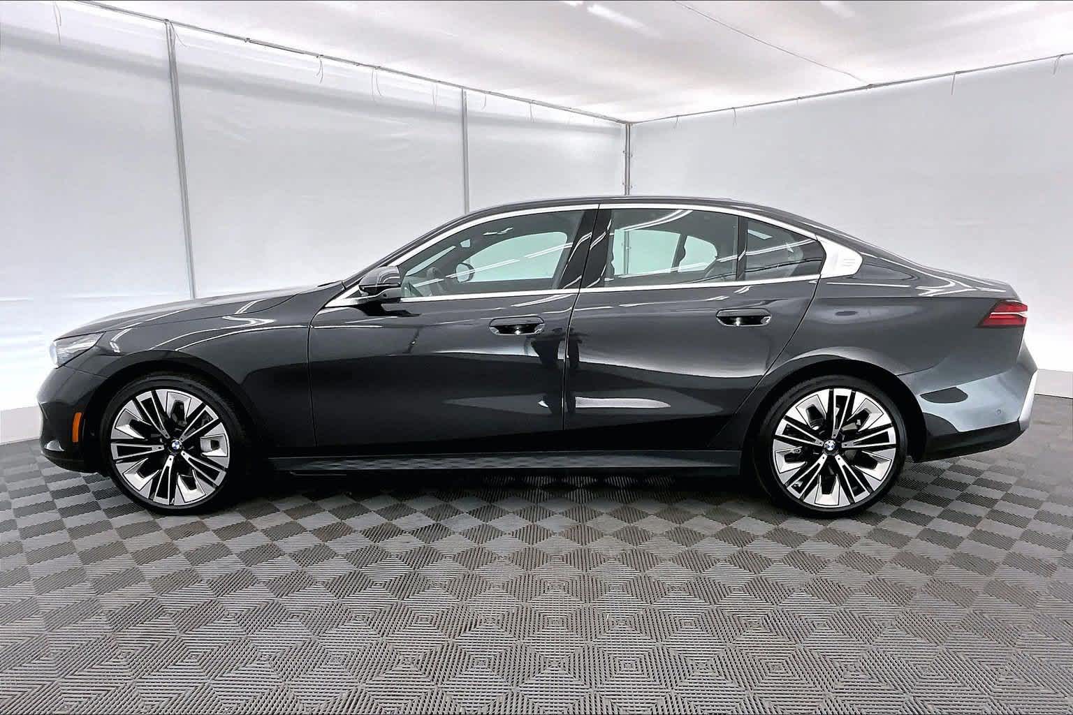2026 BMW 540i 540i xDrive