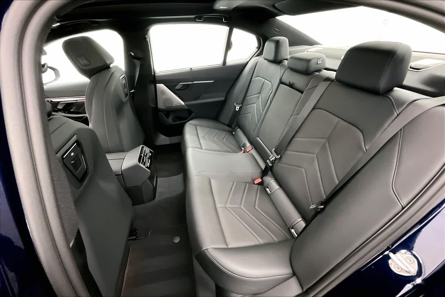 2026 BMW 540i 540i xDrive