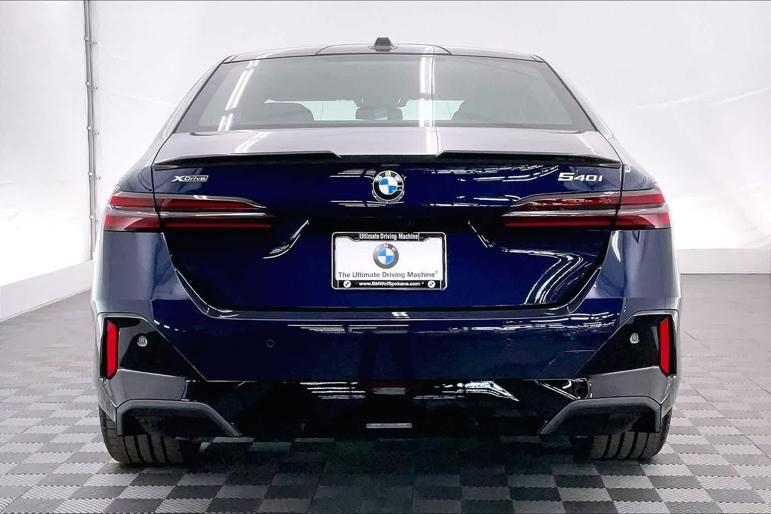 2026 BMW 540i 540i xDrive