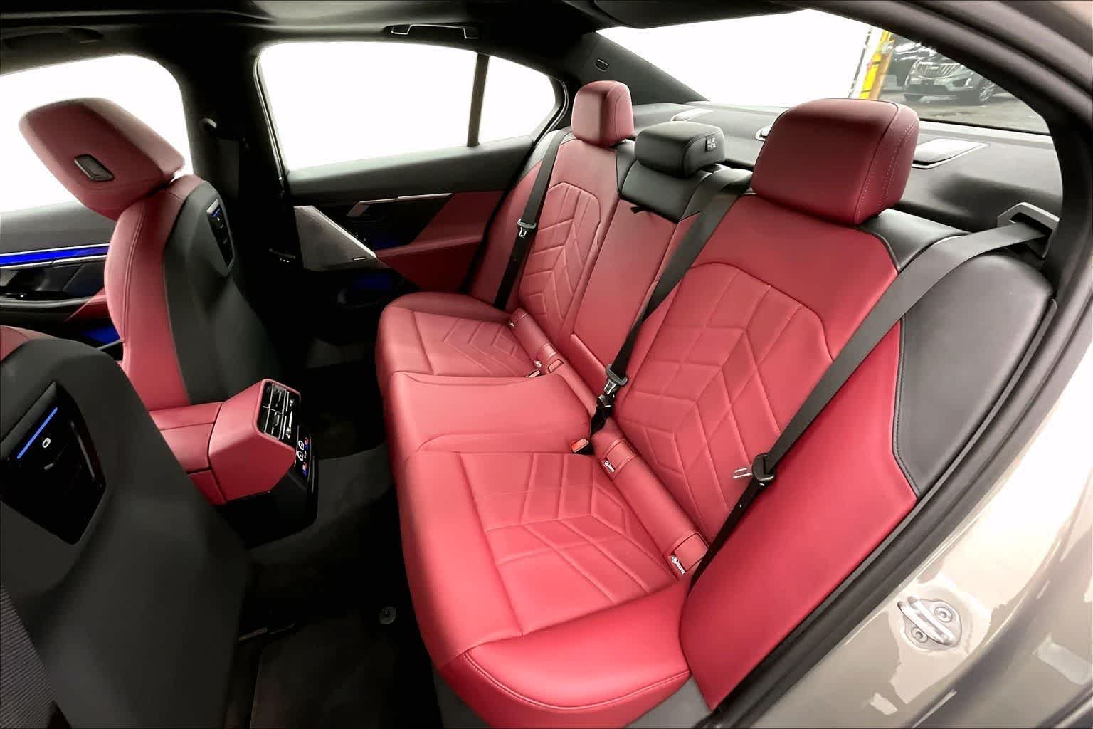 2026 BMW 540i 540i xDrive