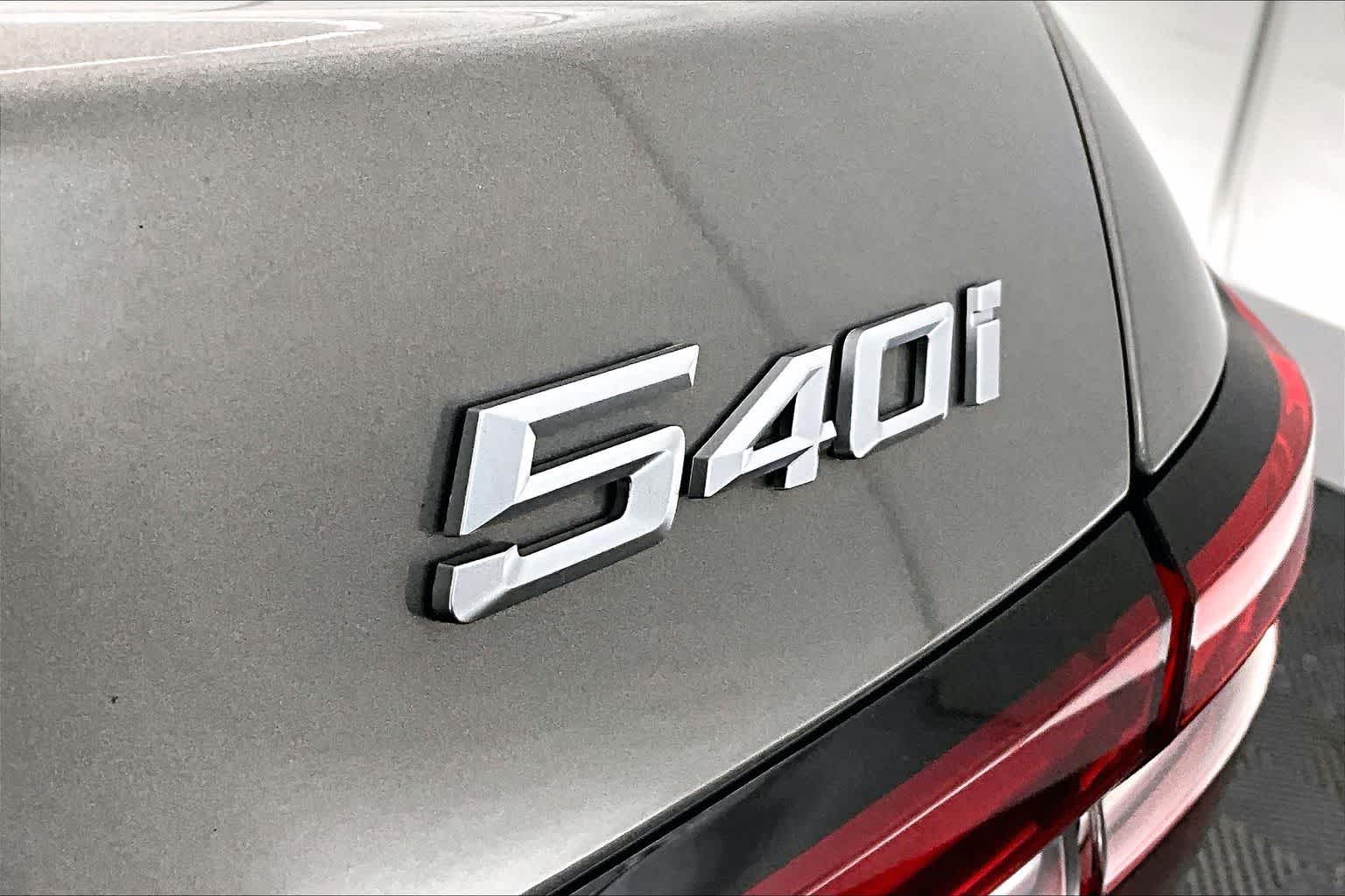 2026 BMW 540i 540i xDrive