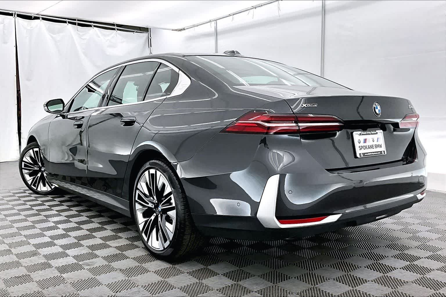 2026 BMW 540i 540i xDrive