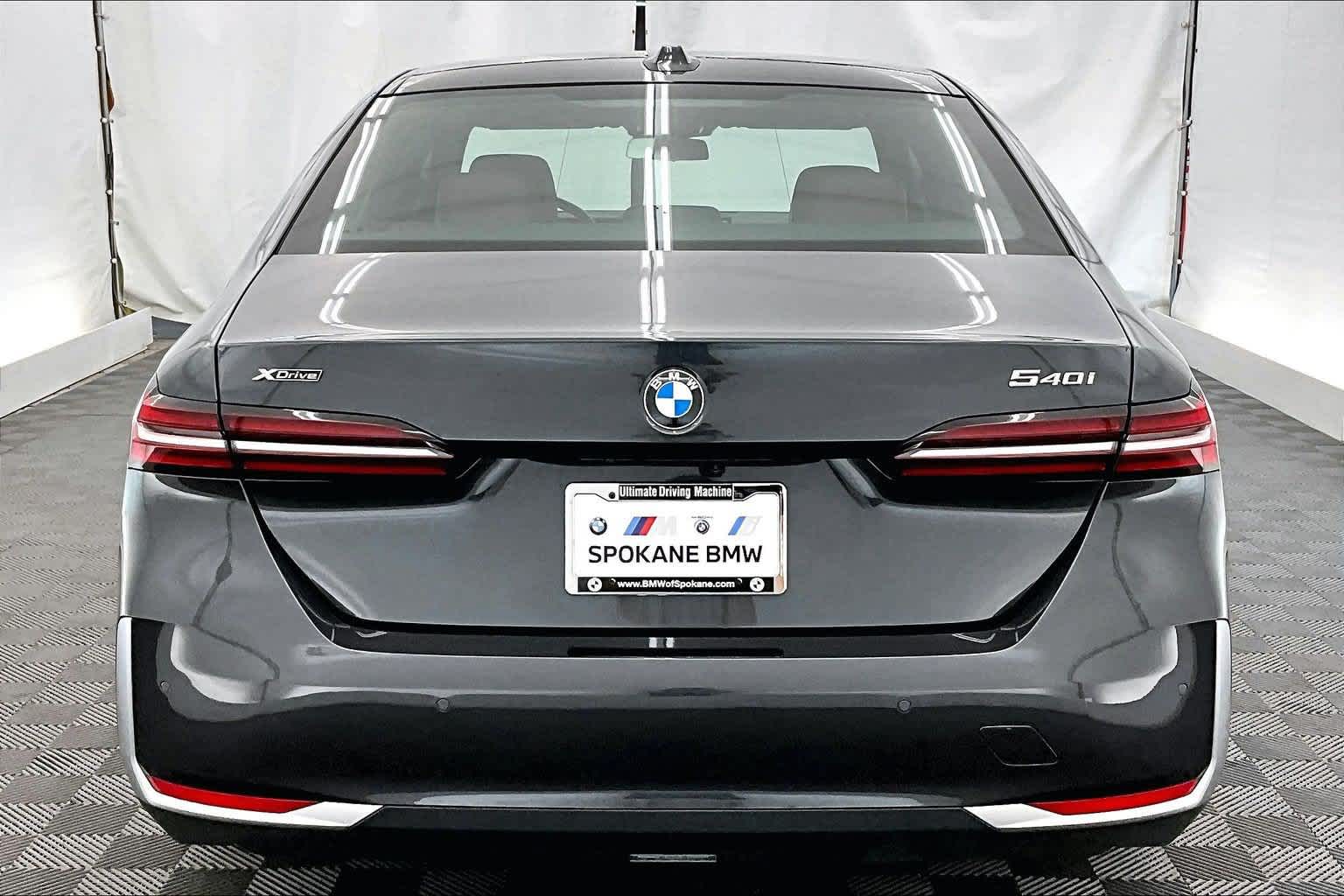 2026 BMW 540i 540i xDrive