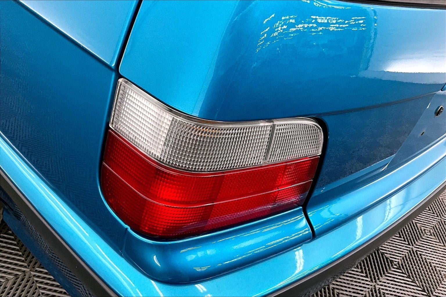 1998 BMW 3 Series 328 & 328i