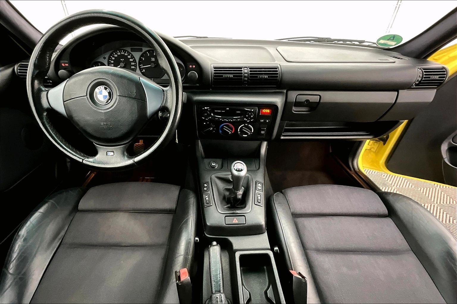 2000 BMW 3 Series 323ti Base