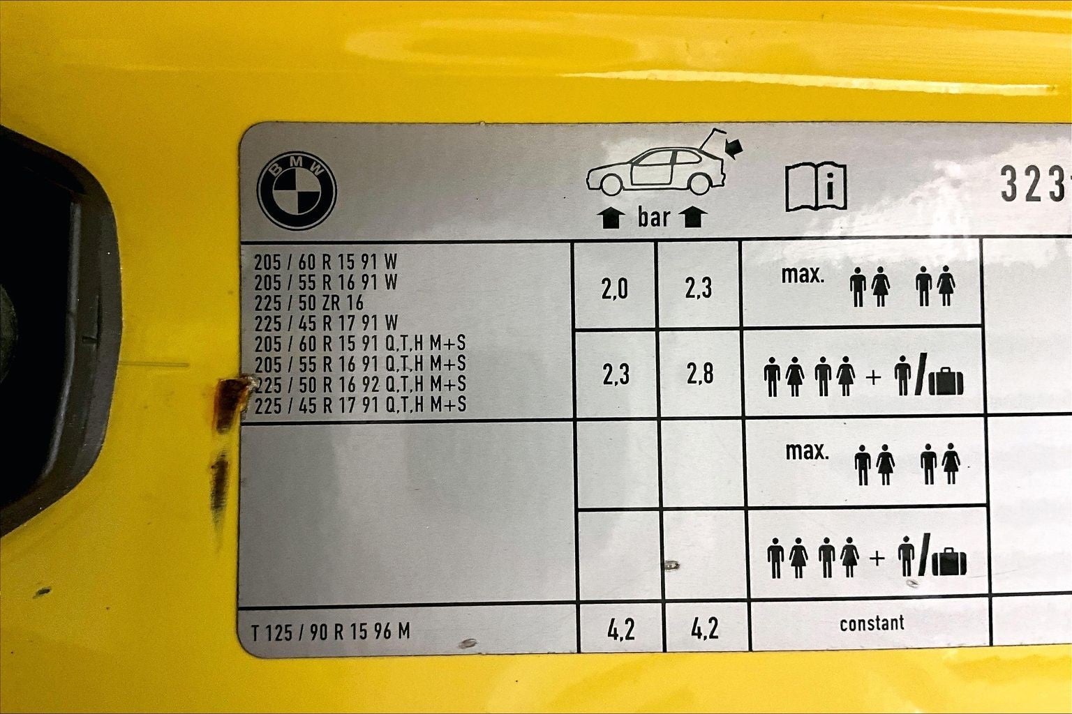 2000 BMW 3 Series 323ti Base