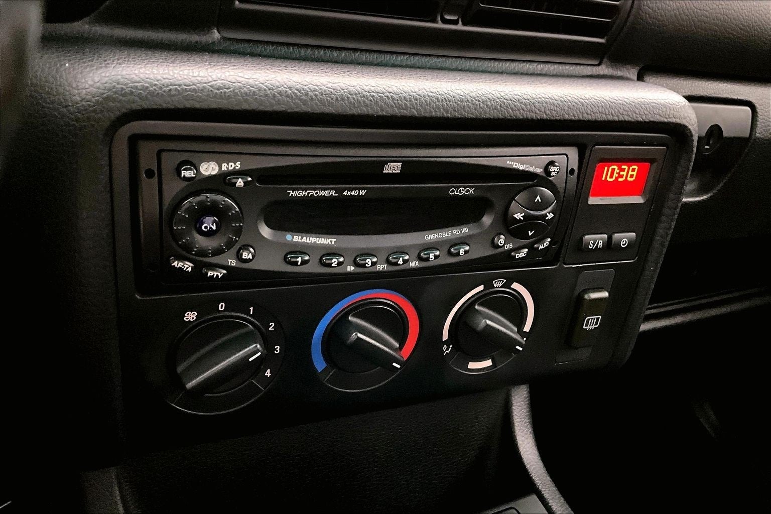 2000 BMW 3 Series 323ti Base