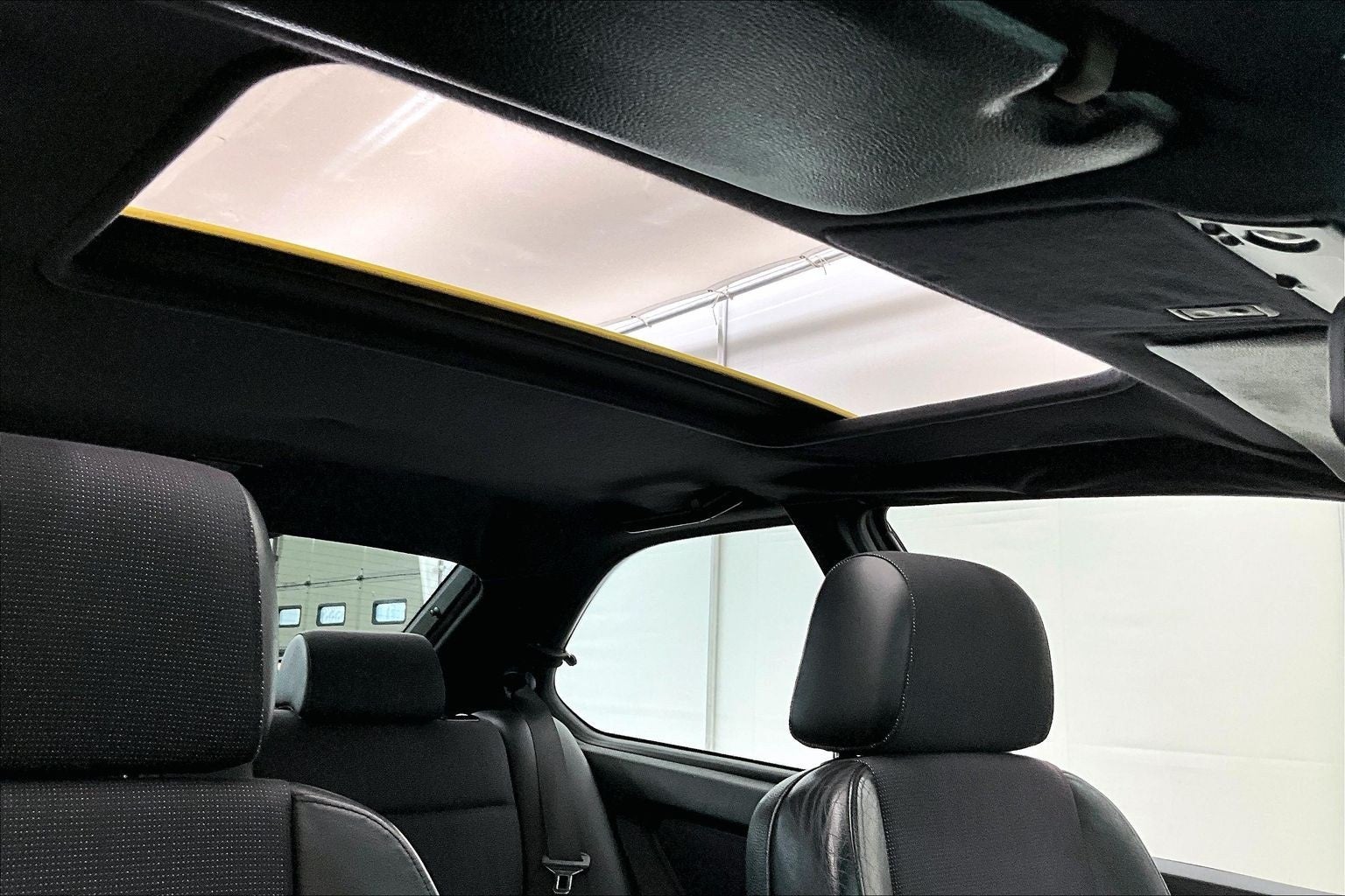 2000 BMW 3 Series 323ti Base