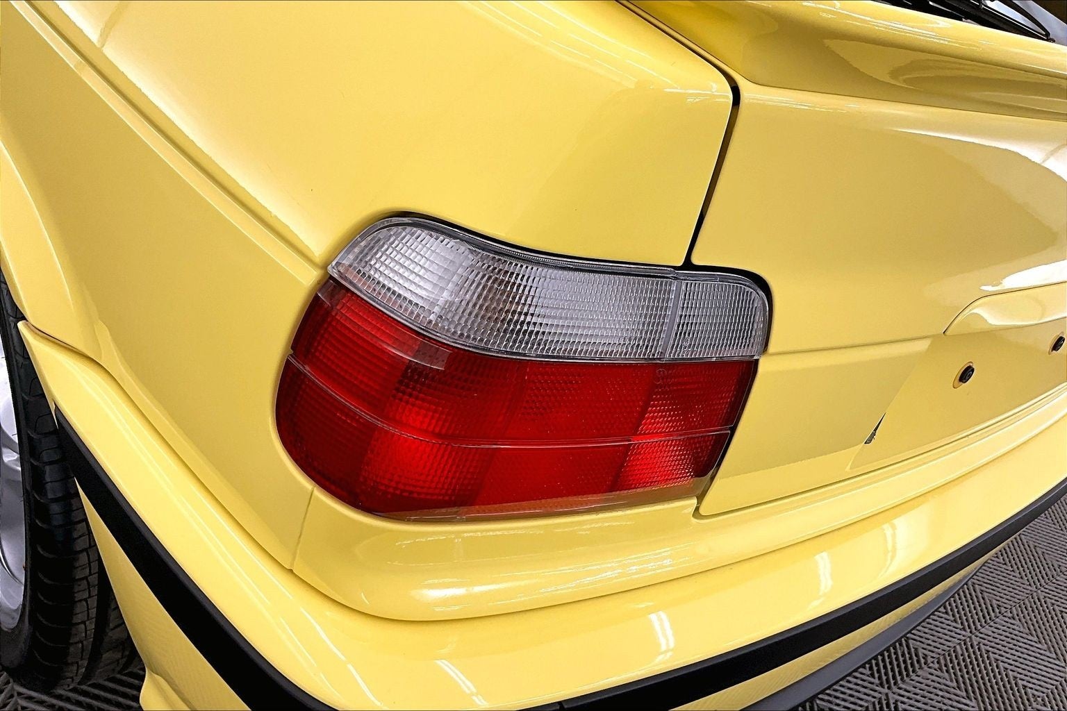 2000 BMW 3 Series 323ti Base