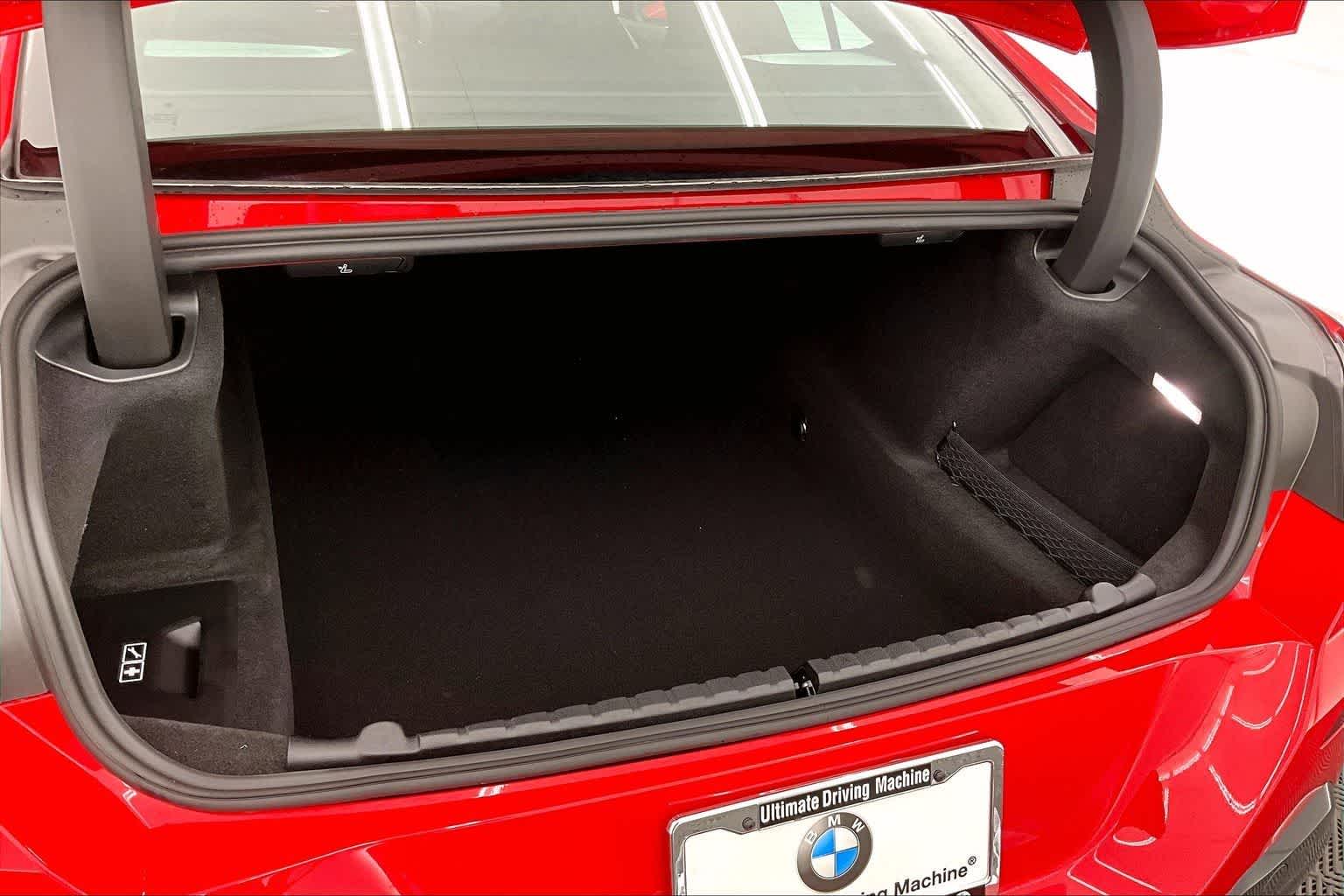 2026 BMW M850i M850i