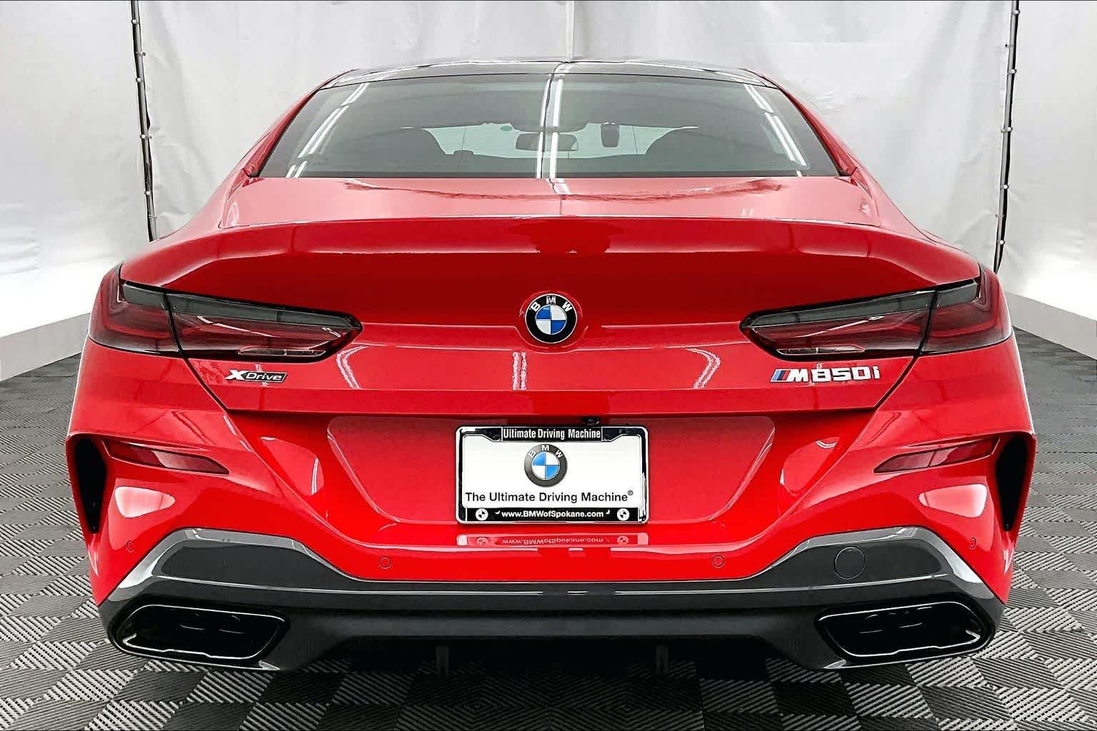 2026 BMW M850i M850i
