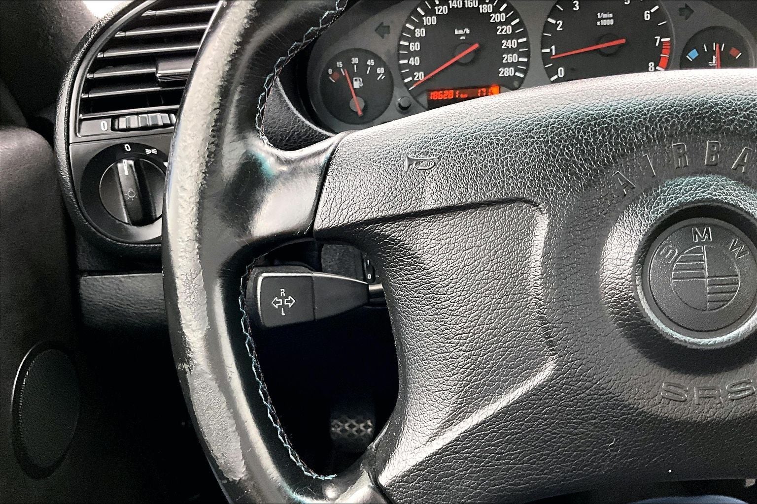 1994 BMW M# Base