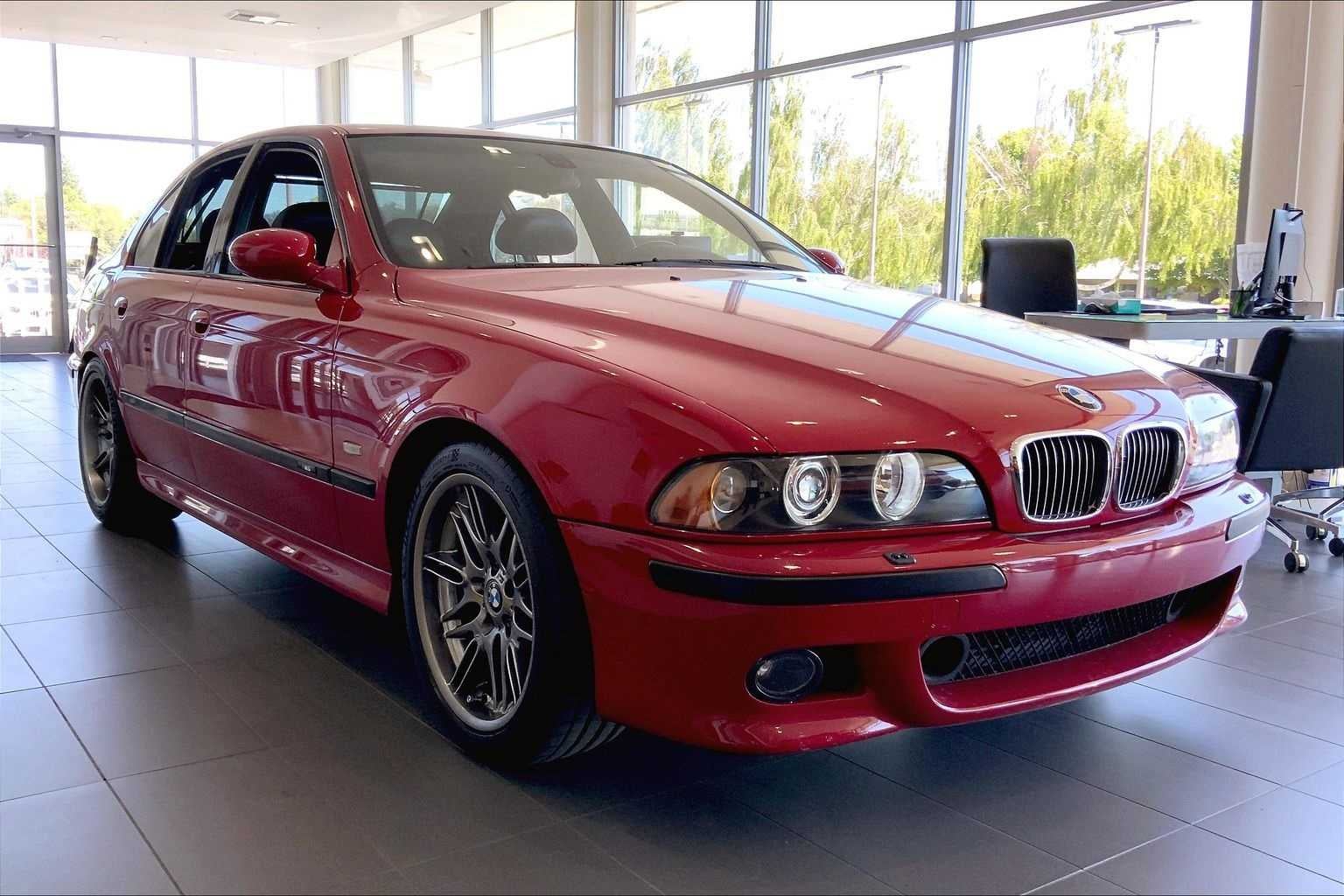 2001 BMW 5 Series M5