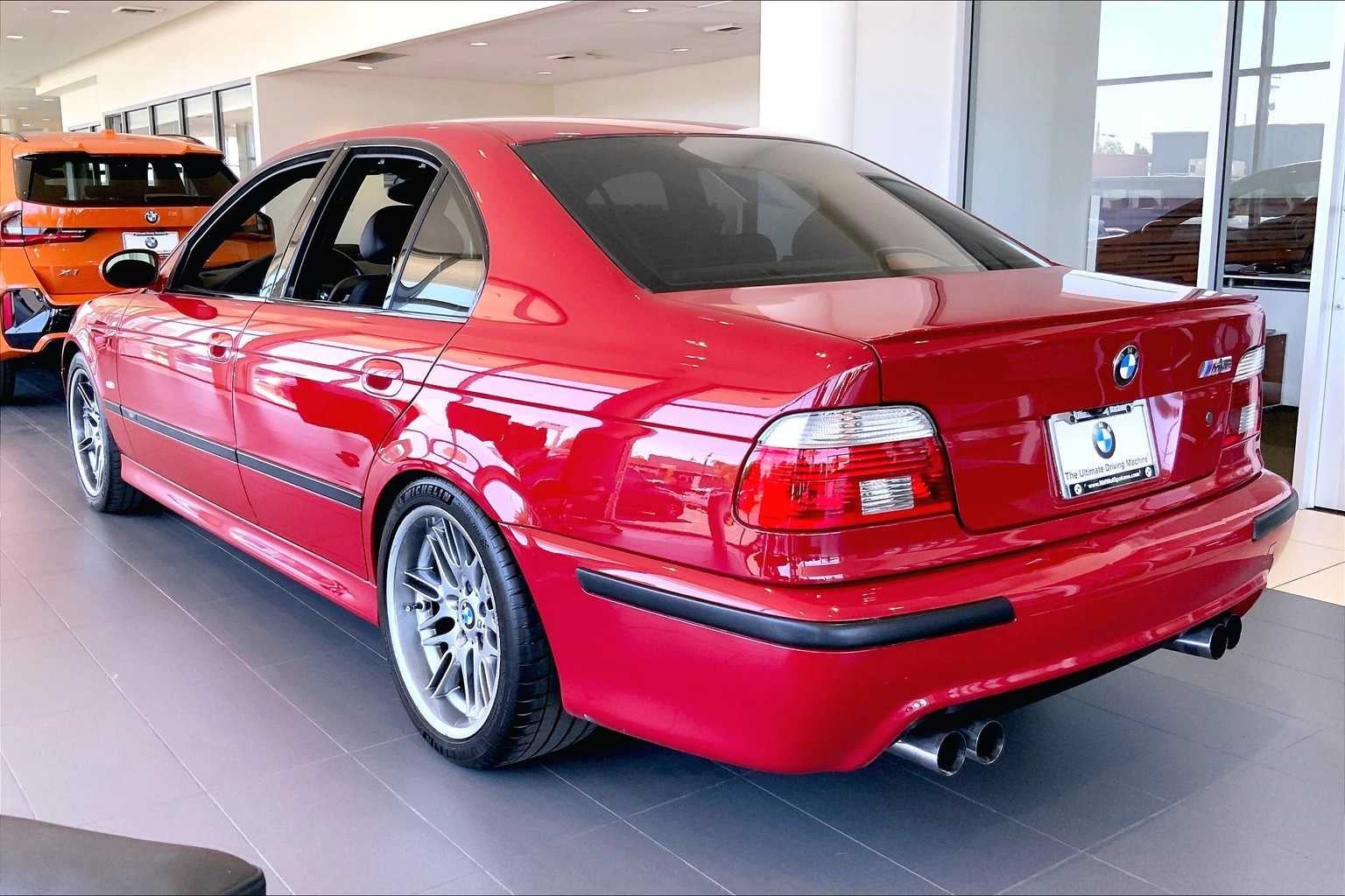 2001 BMW 5 Series M5