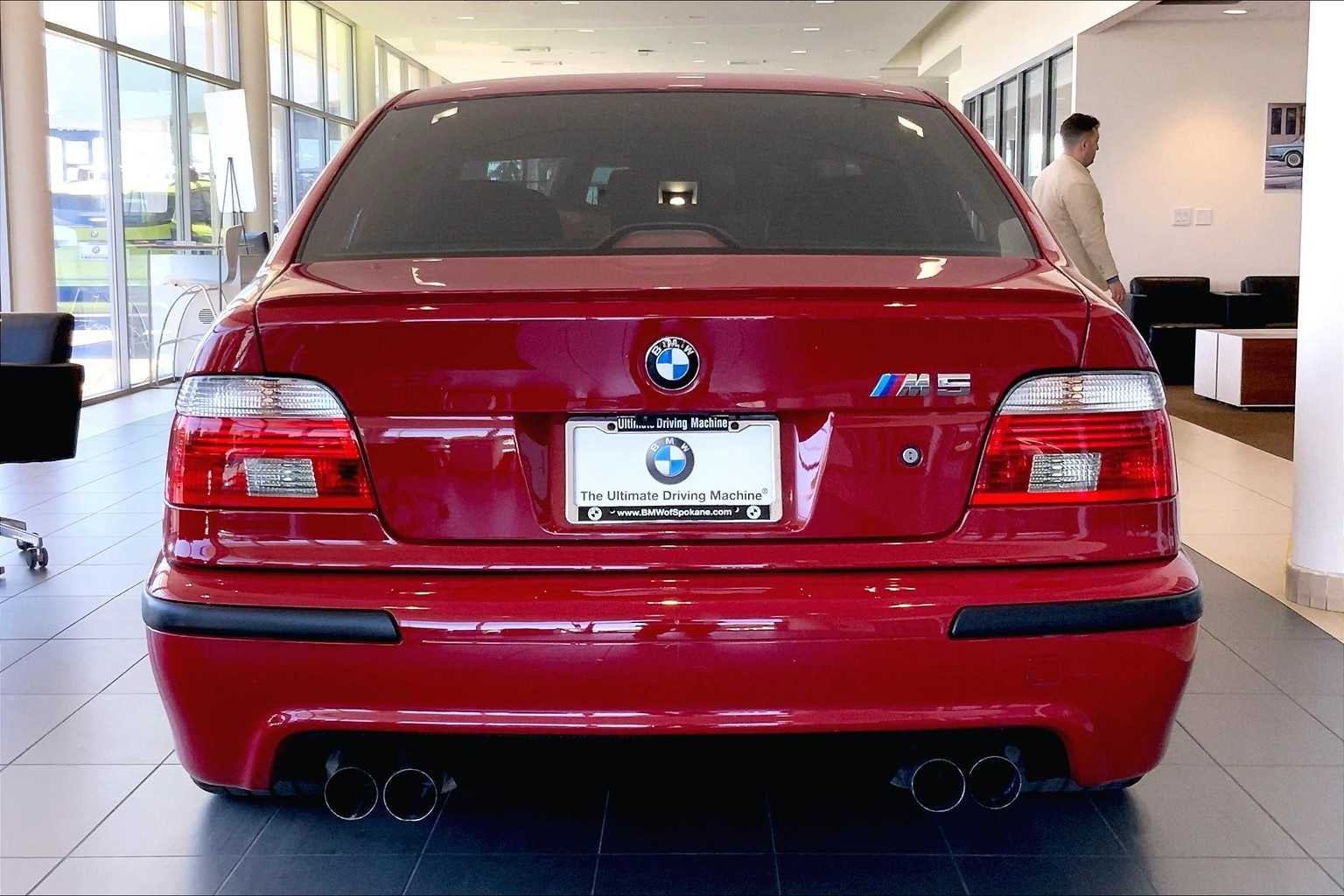 2001 BMW 5 Series M5