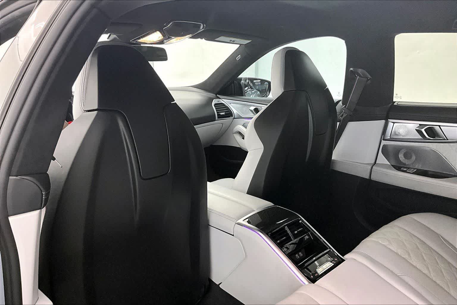 2023 BMW M8 Competition