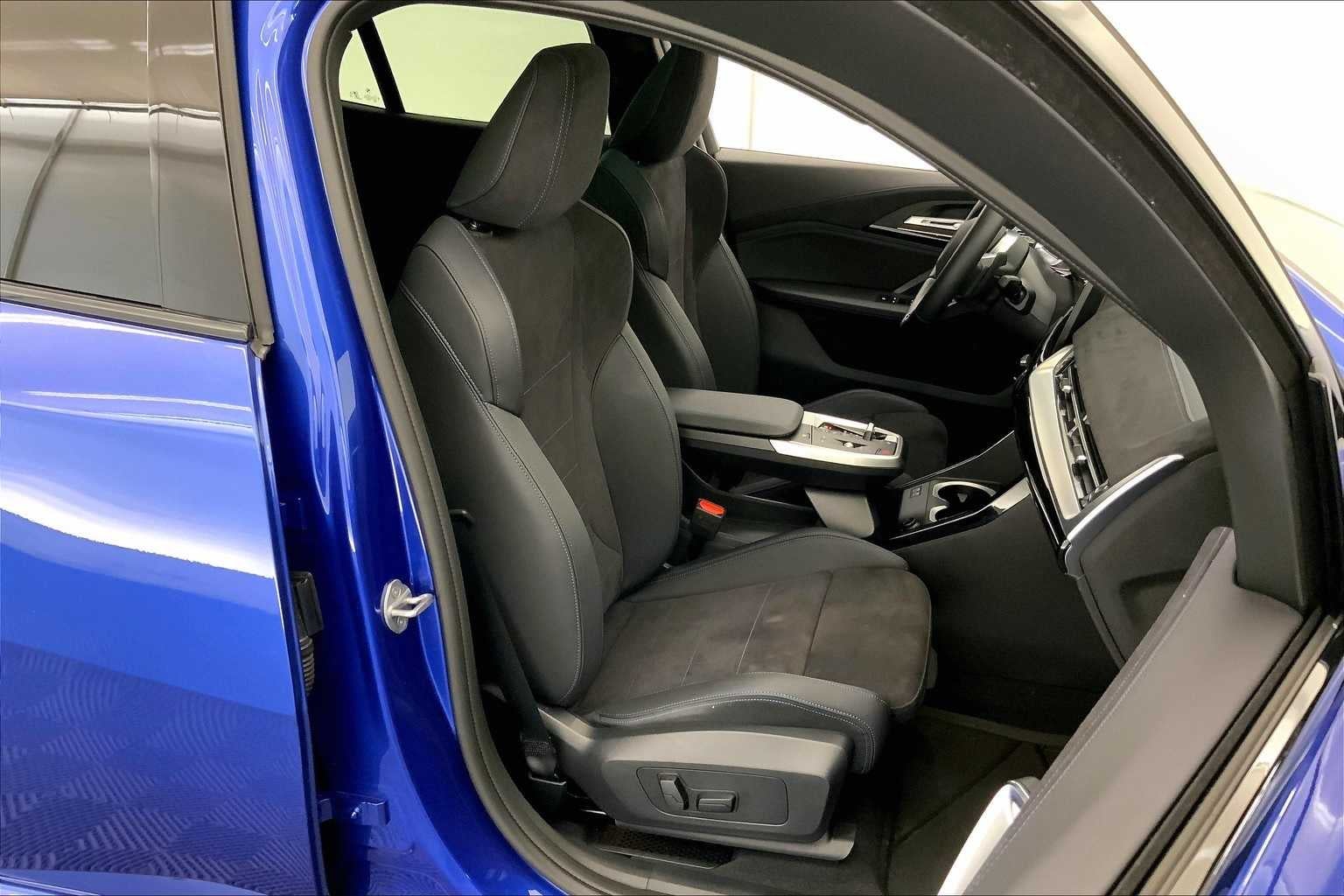 2025 BMW X2 xDrive28i