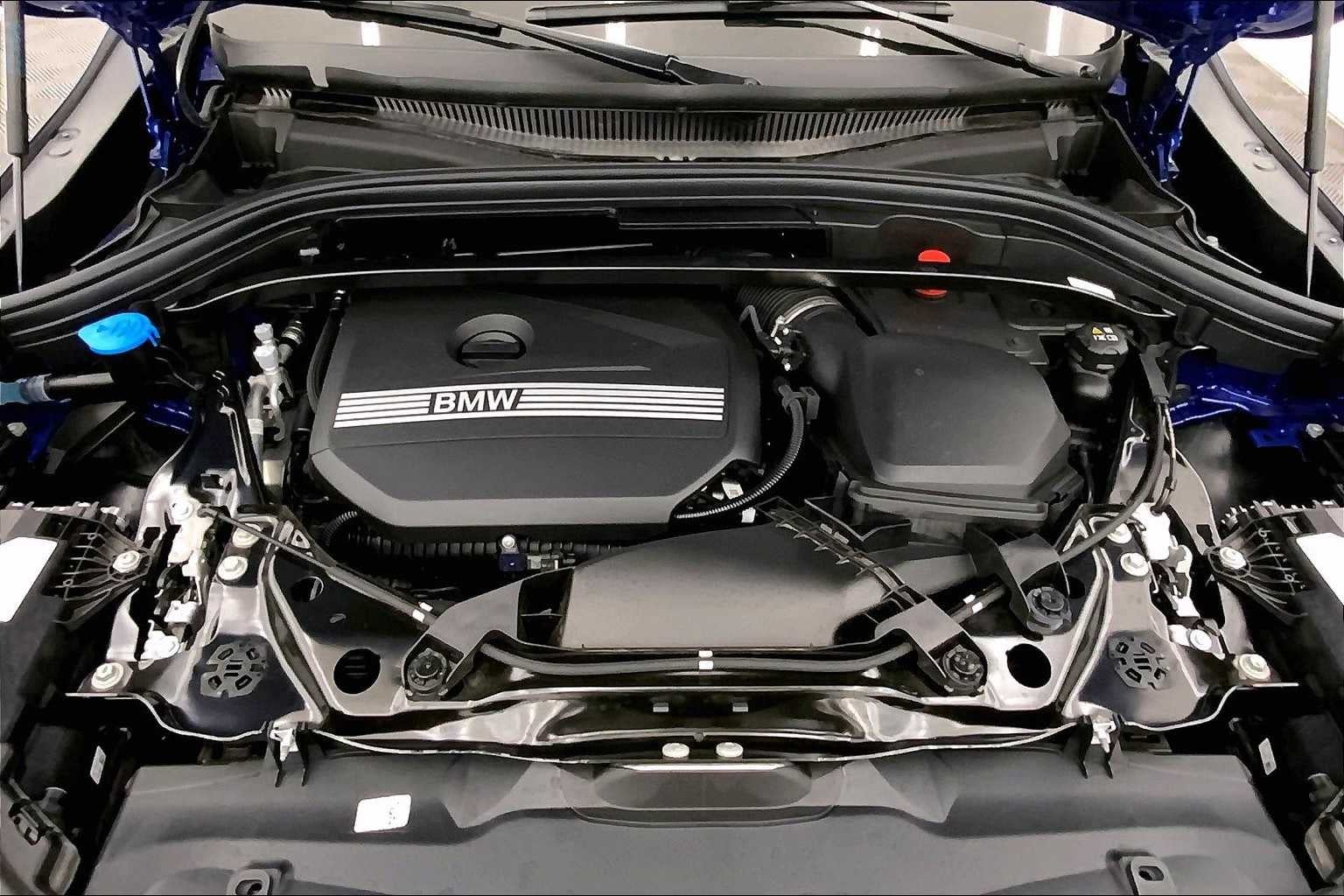 2025 BMW X2 xDrive28i