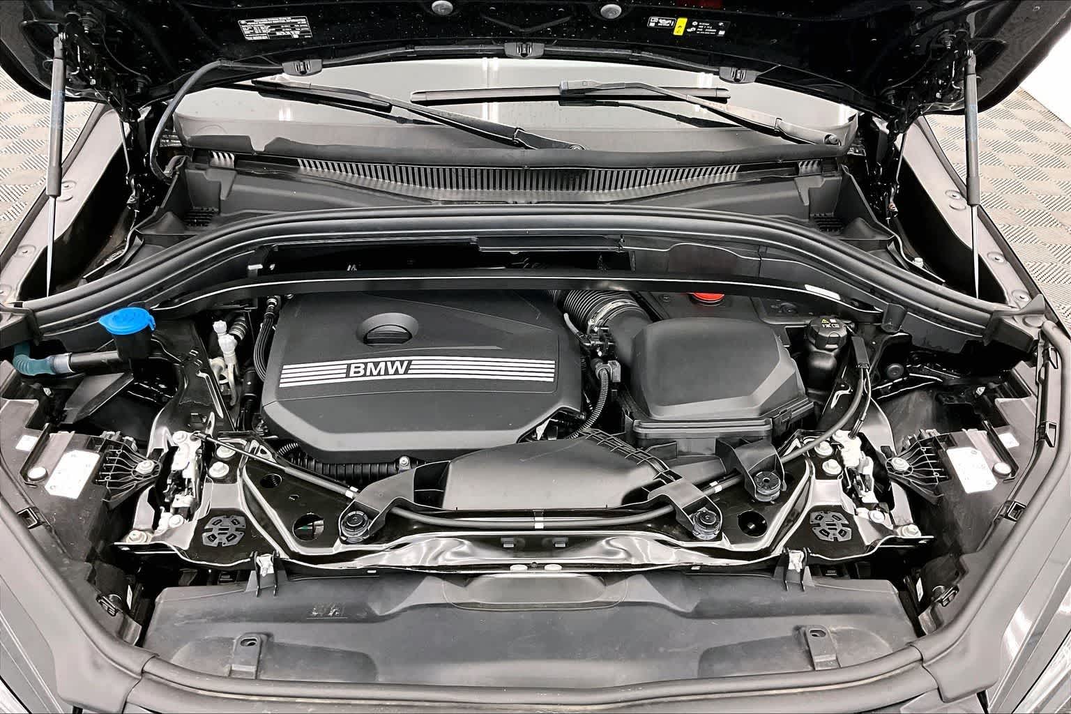 2025 BMW X2 xDrive28i