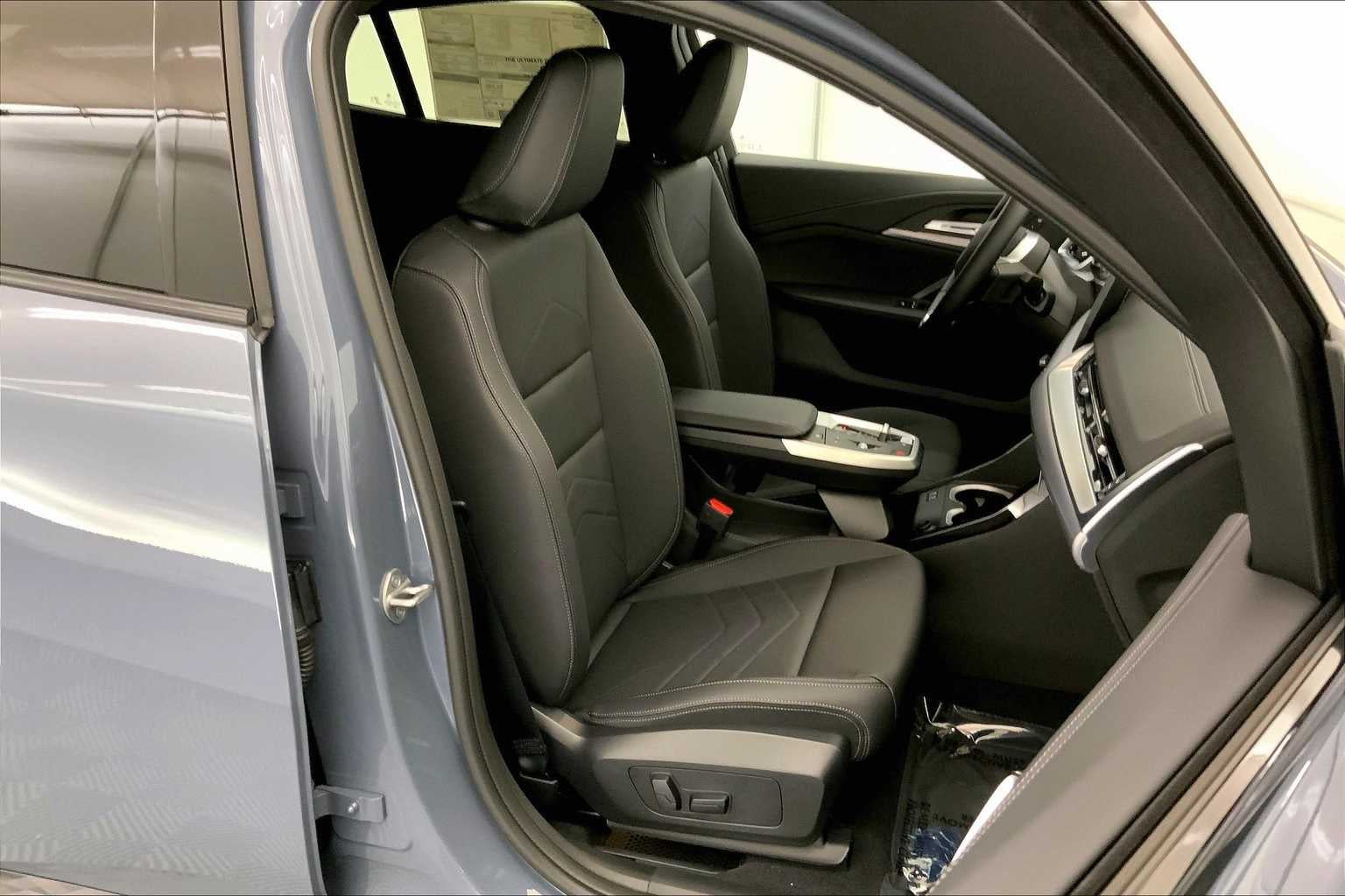 2025 BMW X2 xDrive28i