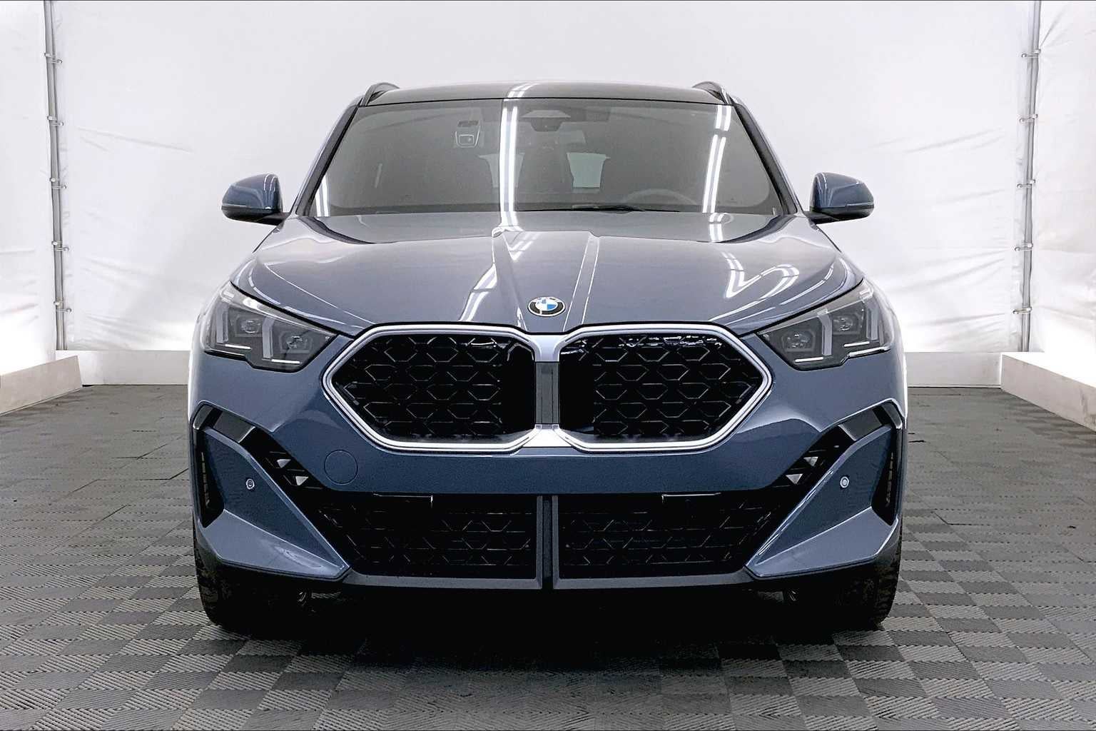2025 BMW X2 xDrive28i