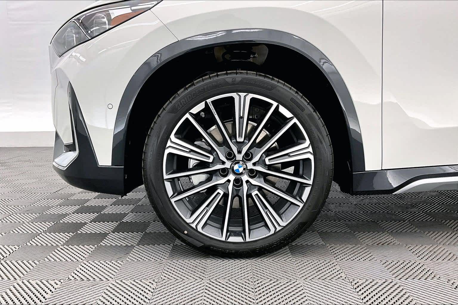 2027 BMW X1 xDrive28i