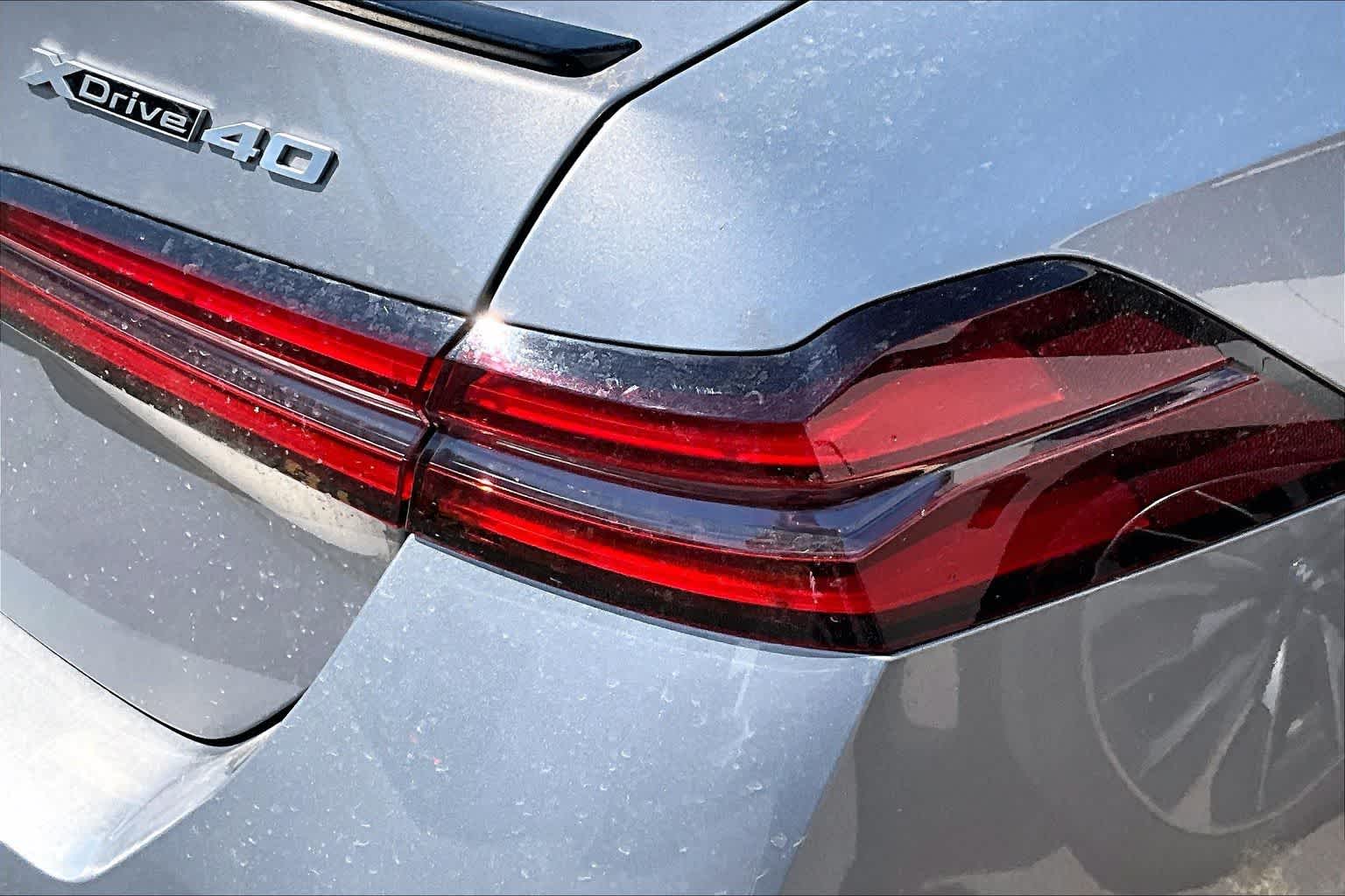2025 BMW i5 xDrive40