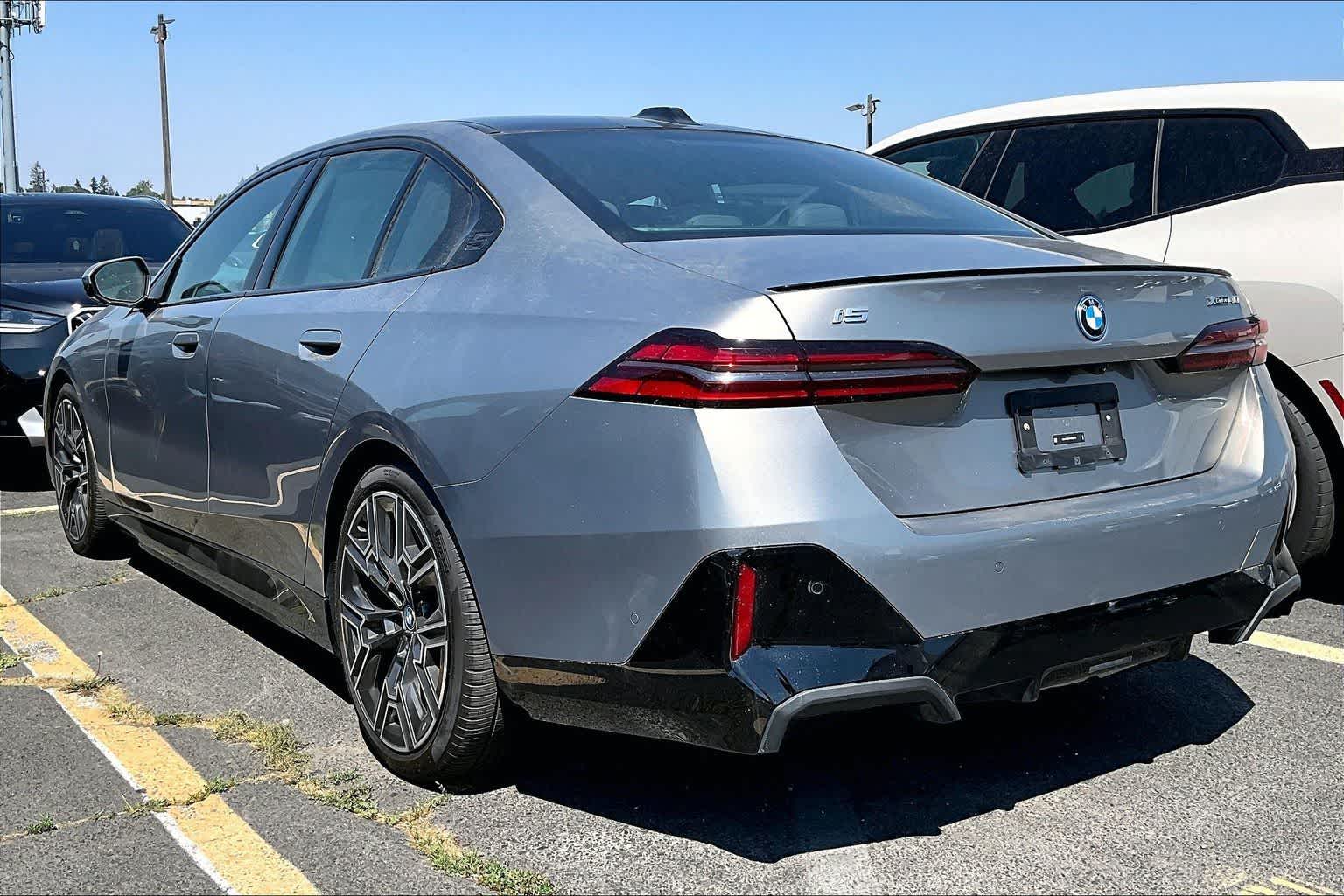 2025 BMW i5 xDrive40
