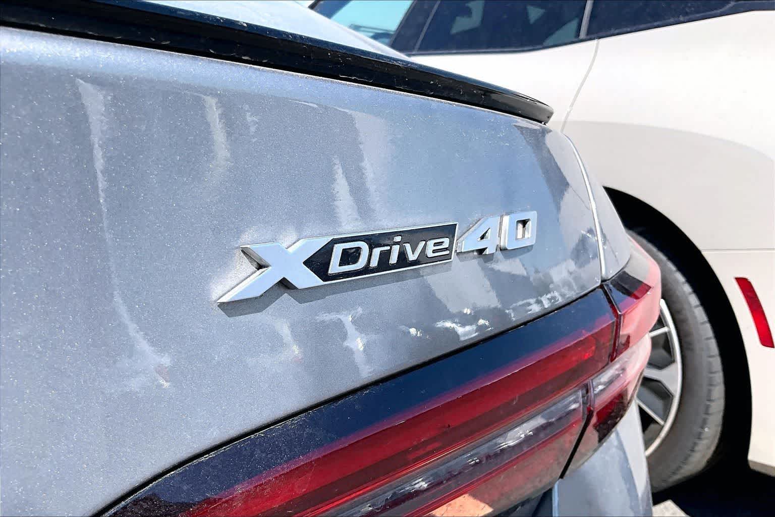 2025 BMW i5 xDrive40
