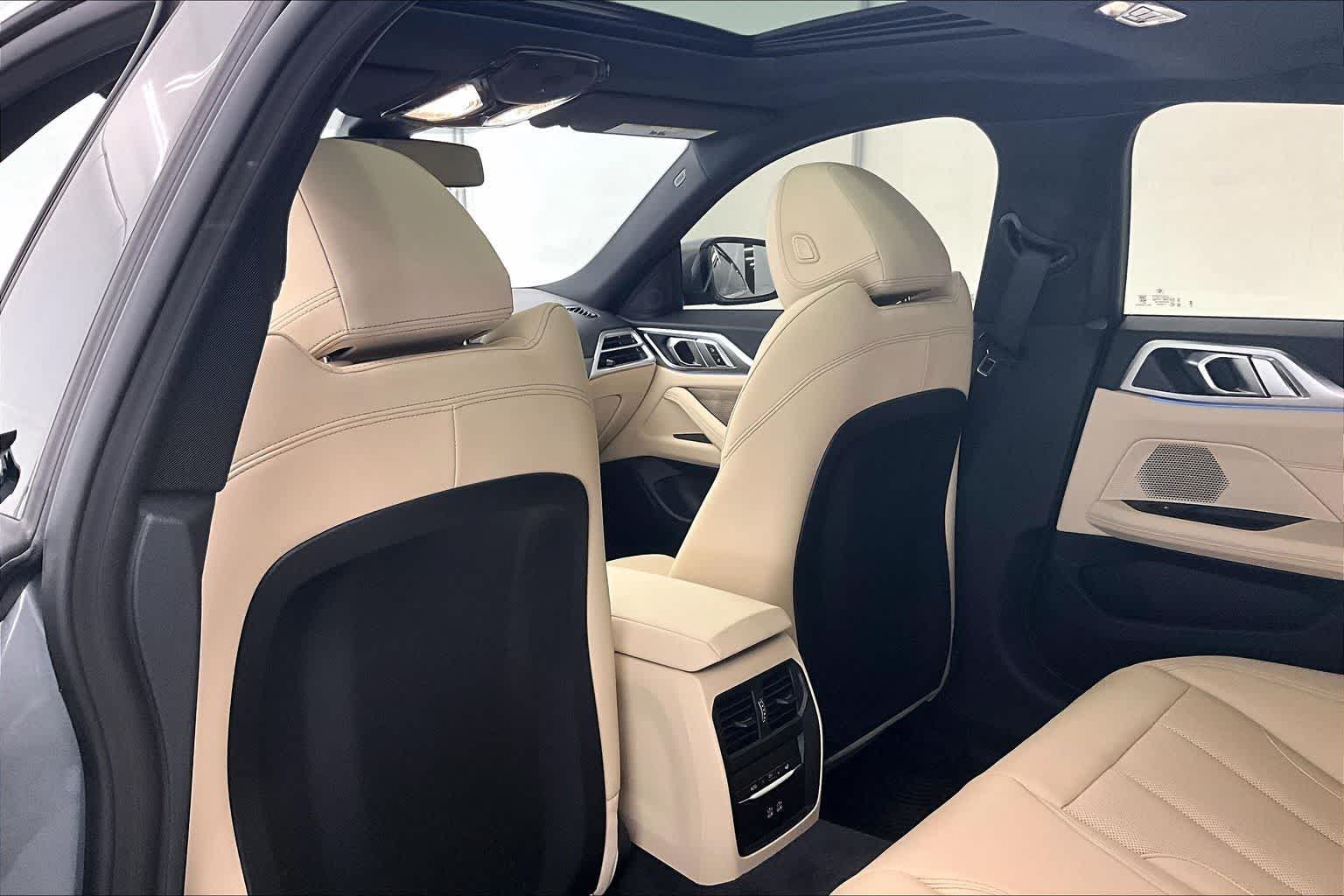 2025 BMW i4 eDrive40