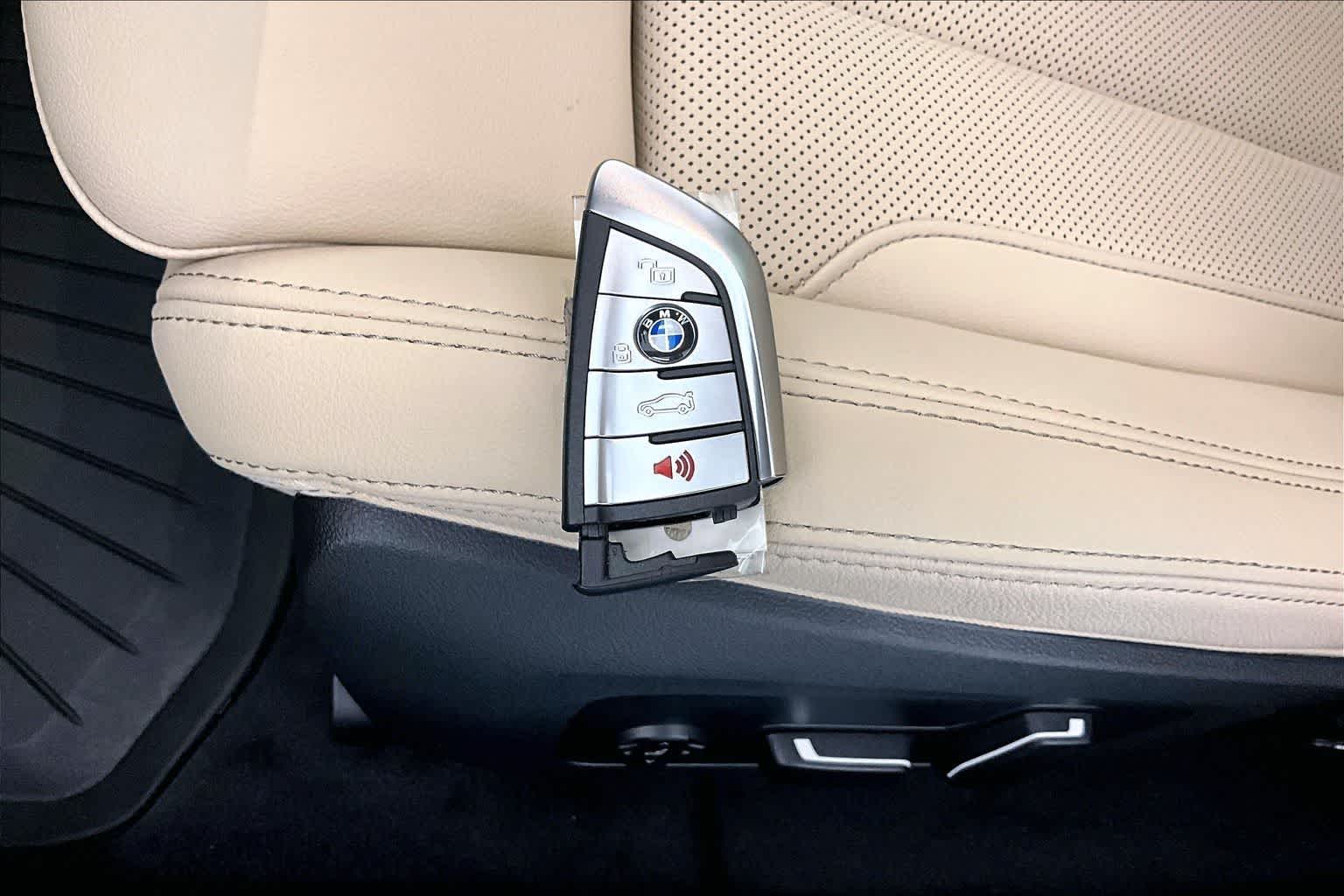 2025 BMW i4 eDrive40