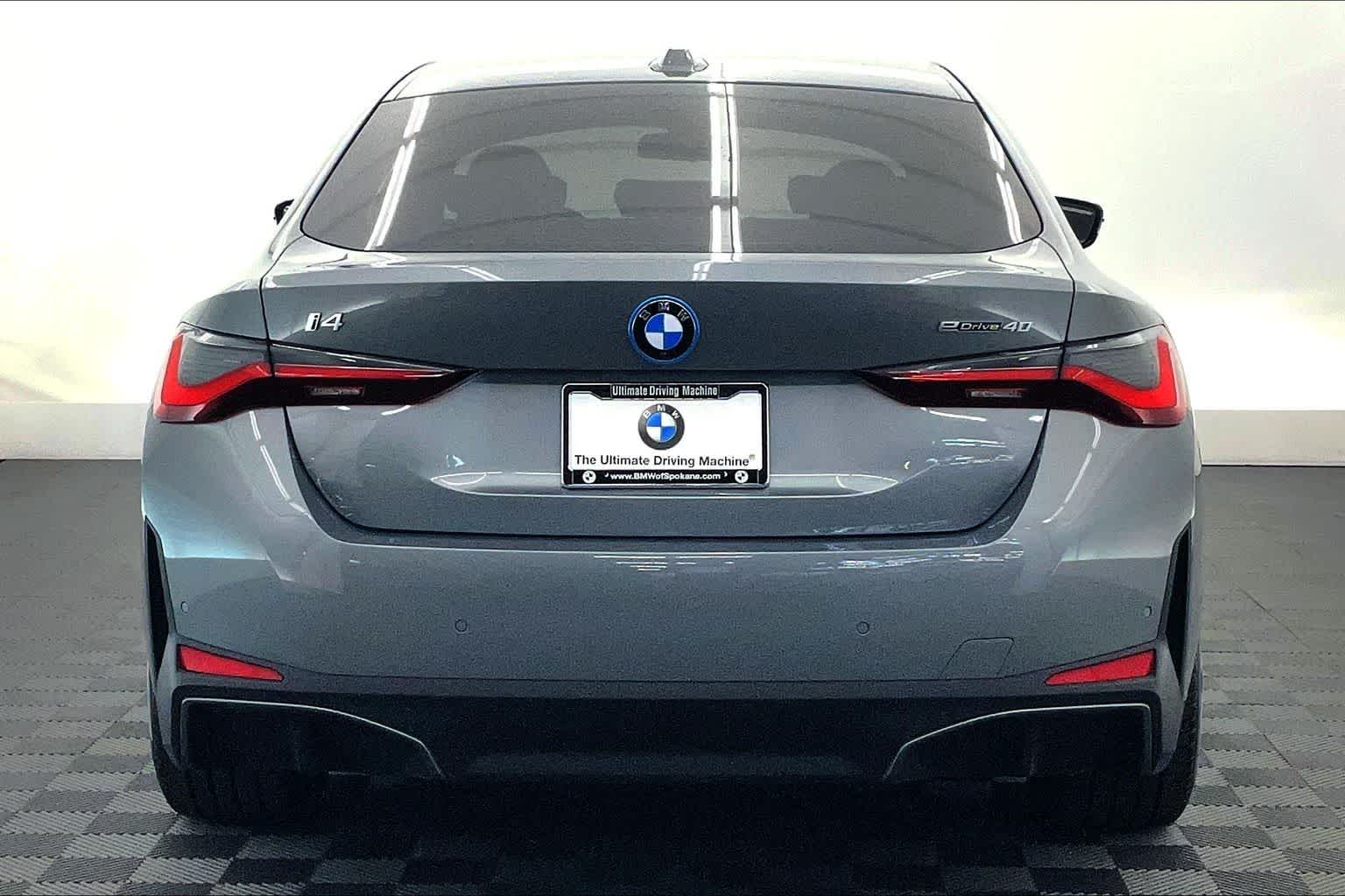 2025 BMW i4 eDrive40