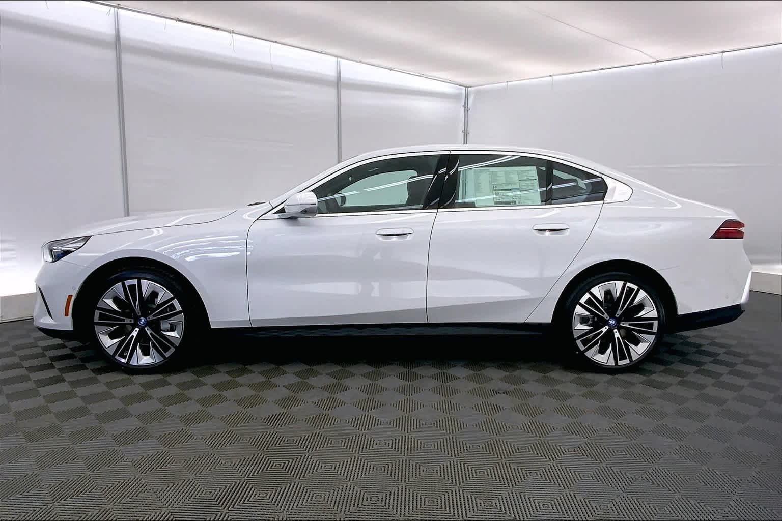 2024 BMW i5 eDrive40