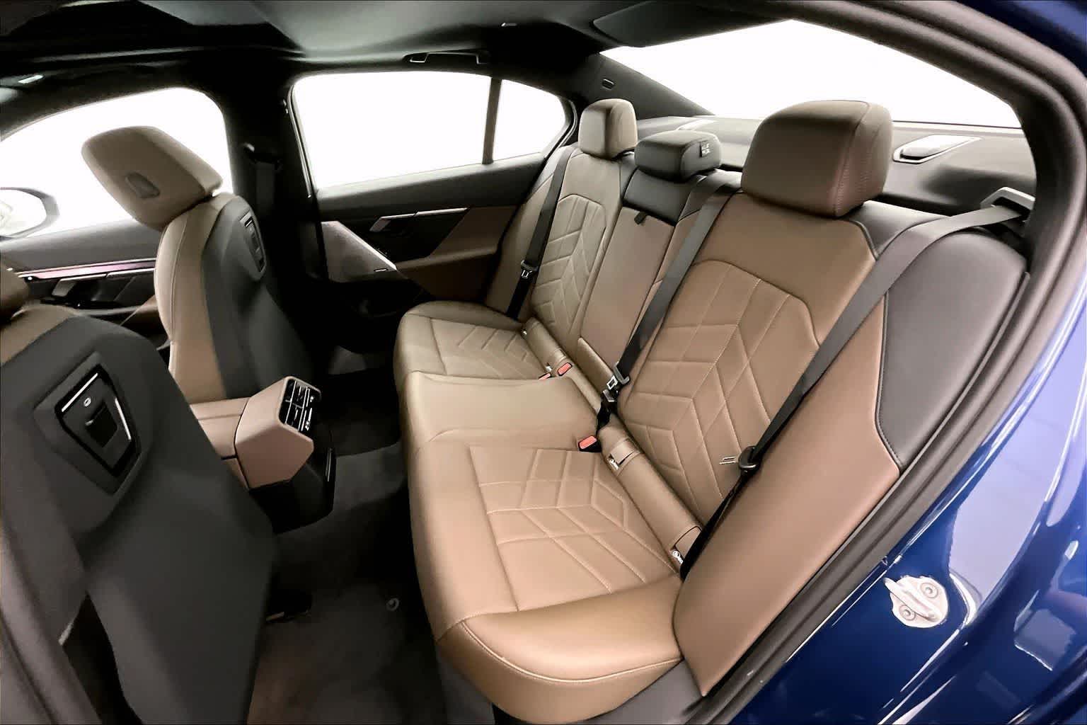2027 BMW i5 xDrive40