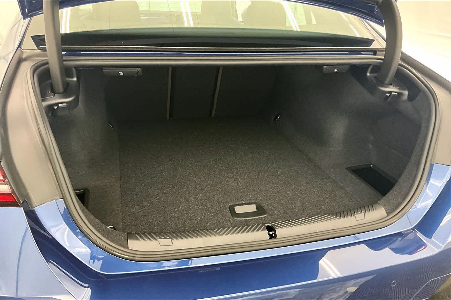 2027 BMW i5 xDrive40