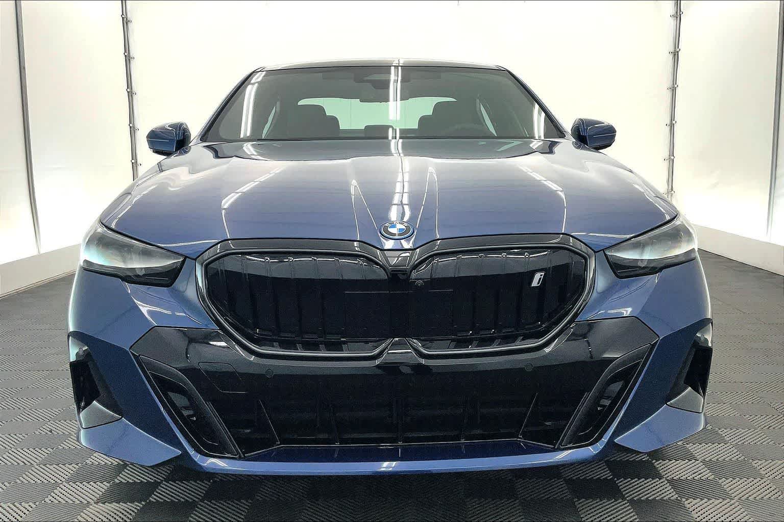 2027 BMW i5 xDrive40