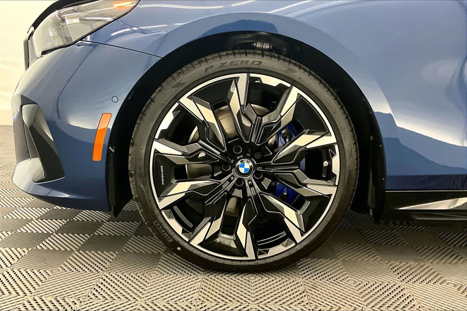 2027 BMW i5 xDrive40