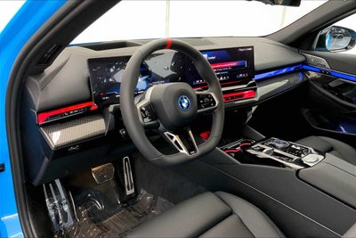 2025 BMW i5 M60
