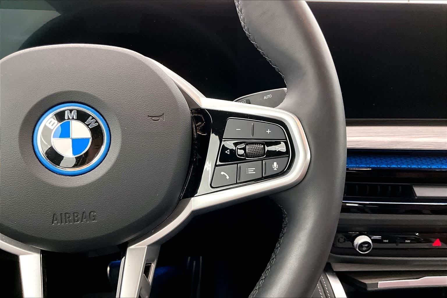 2025 BMW i4 xDrive40