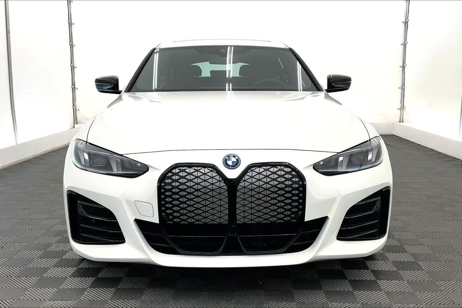 2025 BMW i4 xDrive40