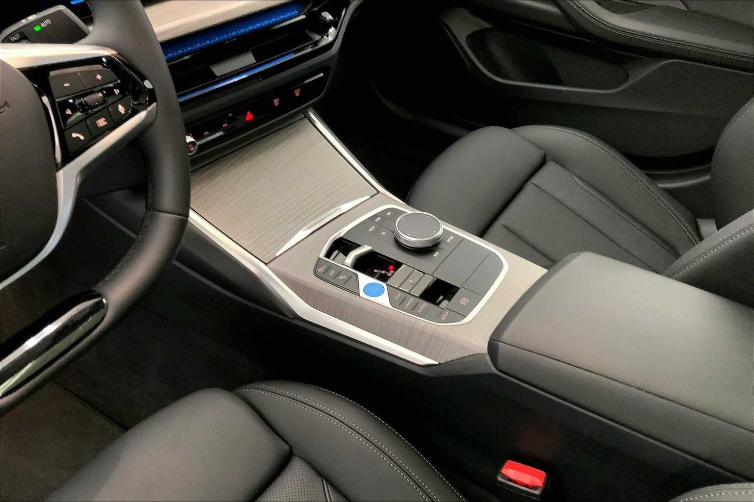 2025 BMW i4 xDrive40